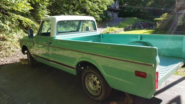 1969 Green Chevrolet C-10 Standard Cab Pickup