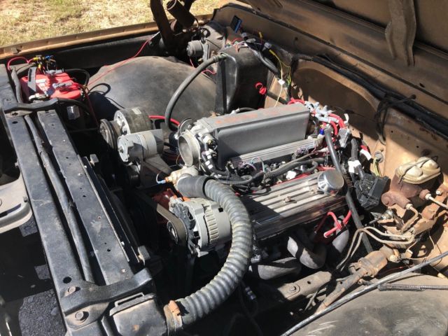 1969 Gold Chevrolet C-10 Standard Cab Pickup