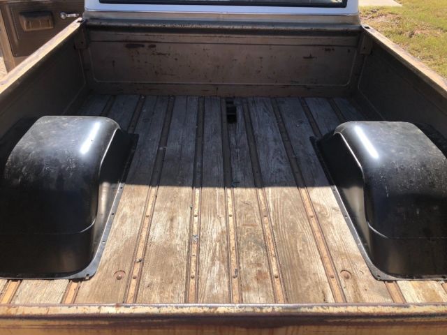 1969 Gold Chevrolet C-10 Standard Cab Pickup