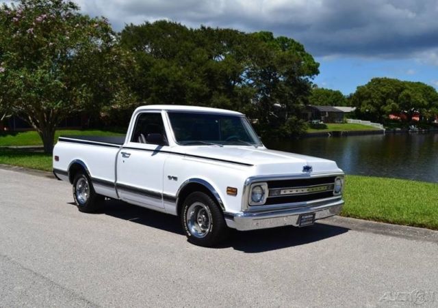 1969 White Chevrolet C-10