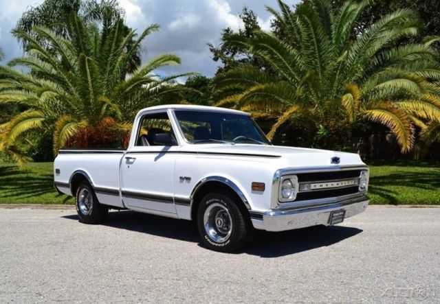1969 White Chevrolet C-10