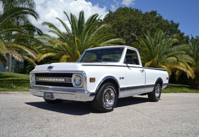 1969 White Chevrolet C-10