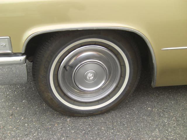 1969 Gold Cadillac DeVille Coupe