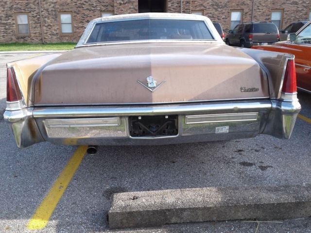 1969 Cadillac DeVille Sedan