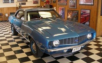 1969 Yellow Chevrolet Camaro Coupe