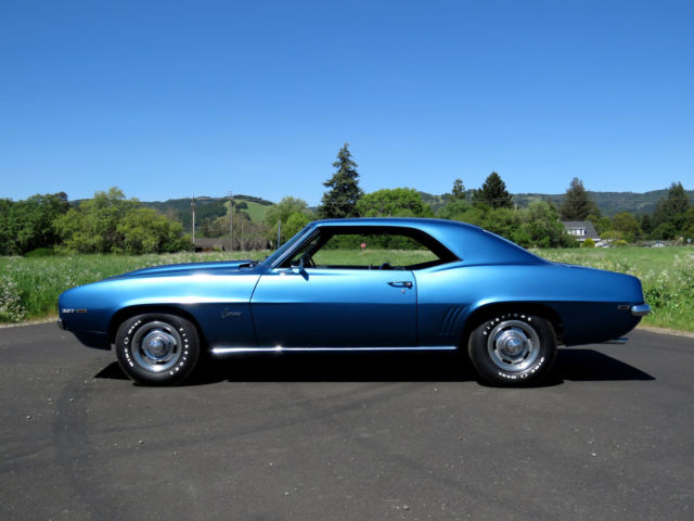 1969 Blue Chevrolet Camaro Coupe