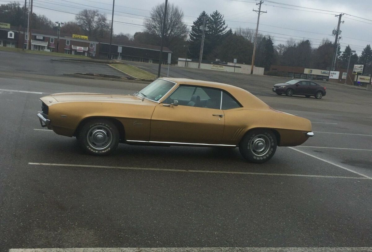 1969 Gold Chevrolet Camaro Coupe