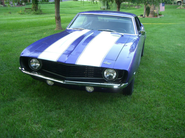 1969 Purple Chevrolet Camaro