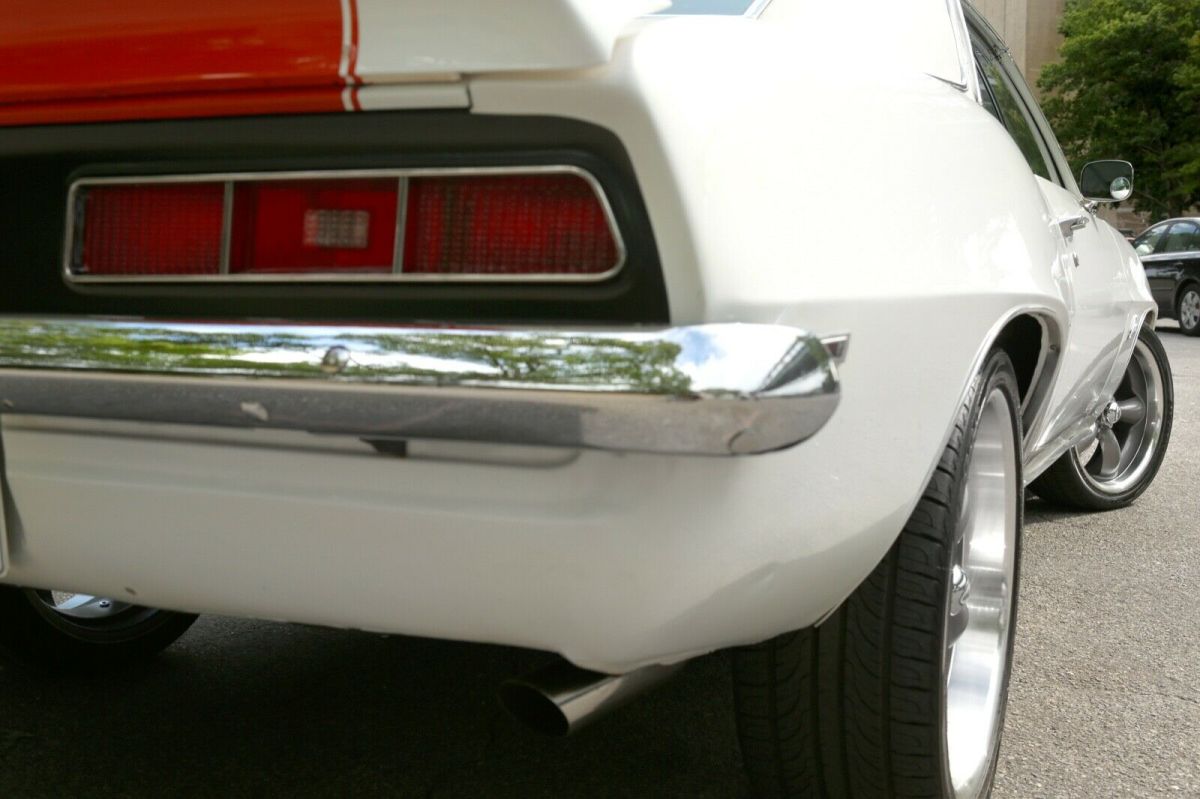 1969 White Chevrolet Camaro Coupe