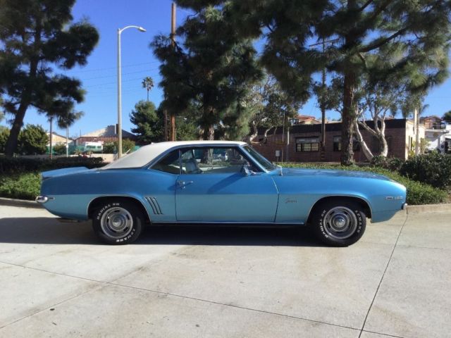 1969 Blue/White Chevrolet Camaro Coupe