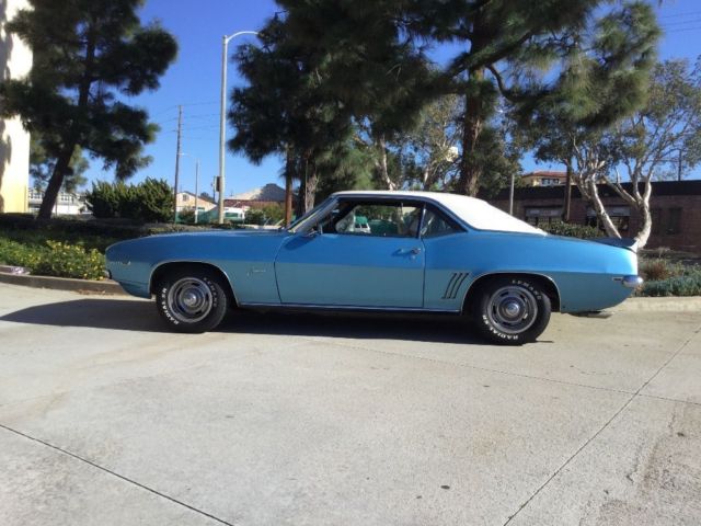 1969 Blue/White Chevrolet Camaro Coupe