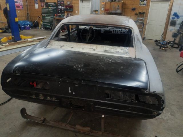 1969 Primer Chevrolet Camaro