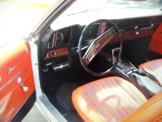 1969 White Chevrolet Camaro Convertible