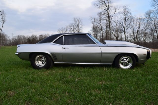 1969 Silver Chevrolet Camaro