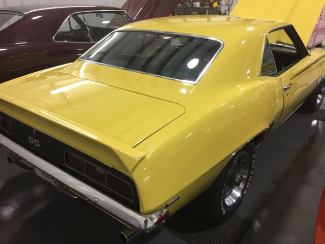 1969 Yellow Chevrolet Camaro Coupe