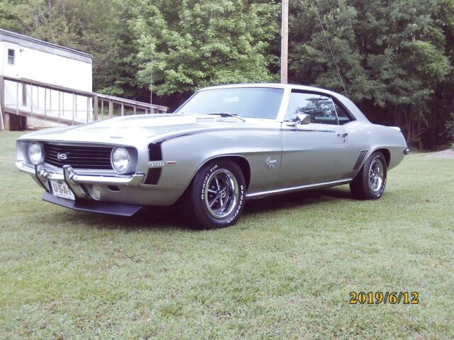 1969 Cortez Silver Chevrolet Camaro Coupe