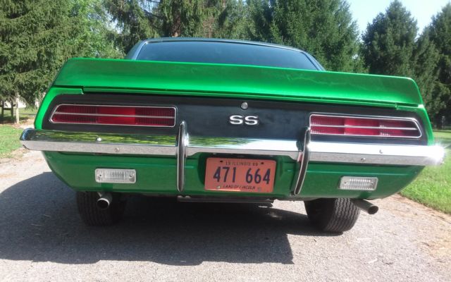 1969 RALLYGREEN  VINYL TOP Chevrolet Camaro Coupe