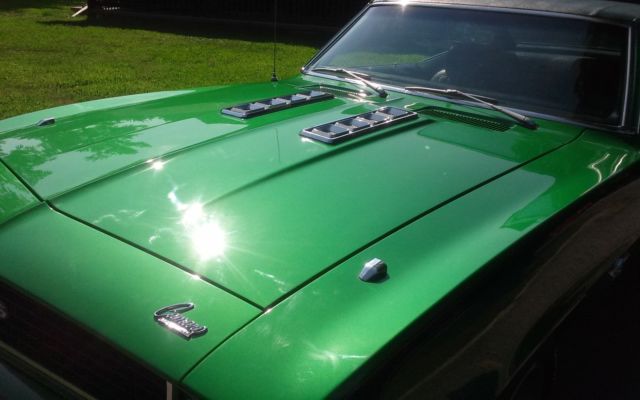 1969 RALLYGREEN  VINYL TOP Chevrolet Camaro Coupe