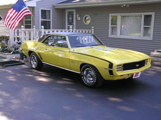 1969 DAYTONA YELLOW Chevrolet Camaro COUPE