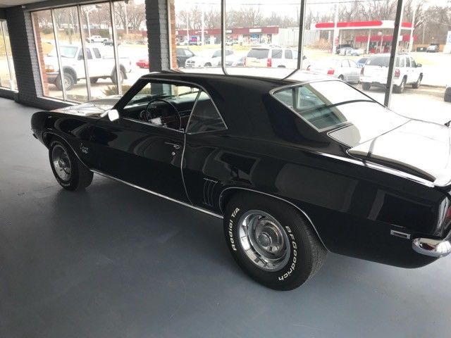 1969 Black w/ White Racing Stripes Chevrolet Camaro Coupe