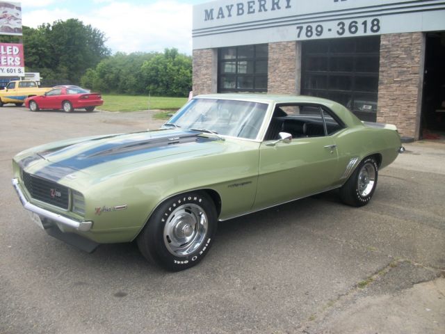 1969 FROST GREEN Chevrolet Camaro