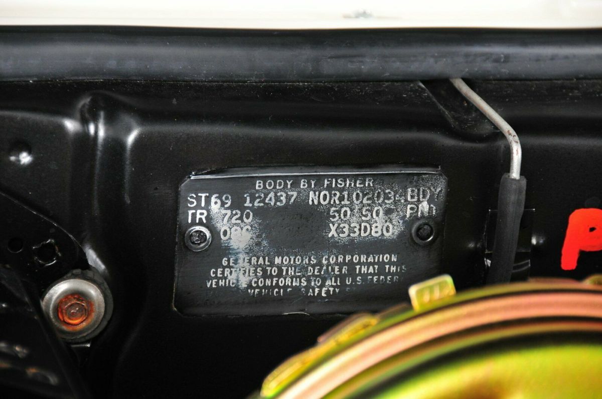 1969 White Chevrolet Camaro Coupe