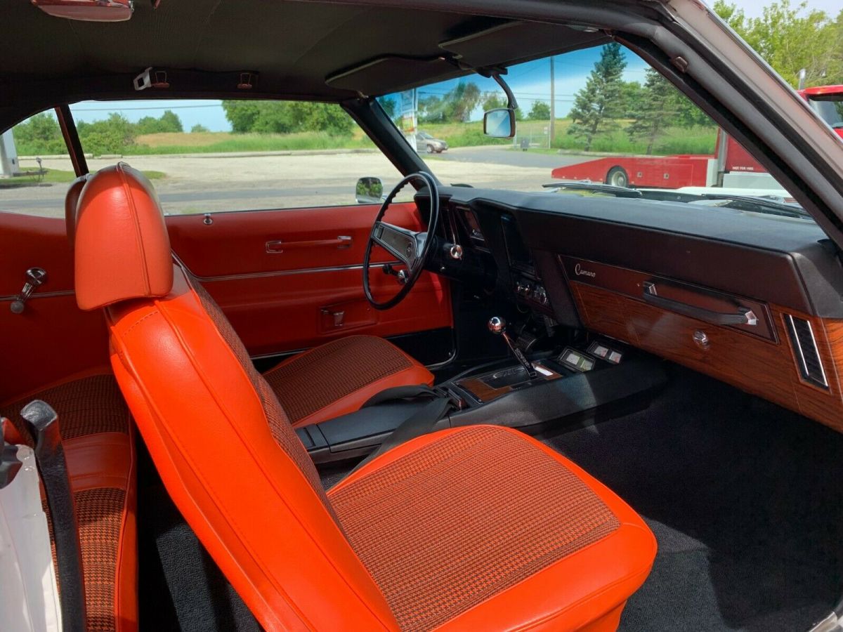 1969 White Chevrolet Camaro Coupe