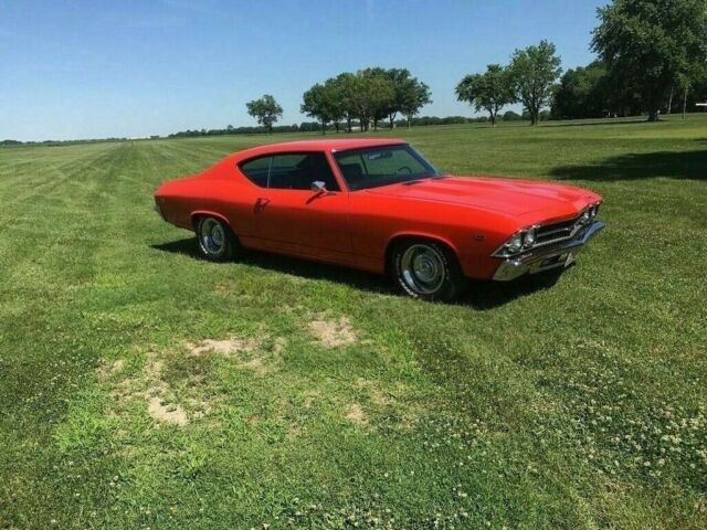 1969 Monaco Orange Chevrolet Chevelle Coupe