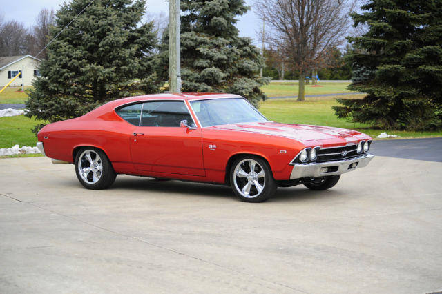 1969 prowler orange metallic Chevrolet Chevelle coupe