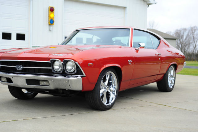 1969 prowler orange metallic Chevrolet Chevelle coupe