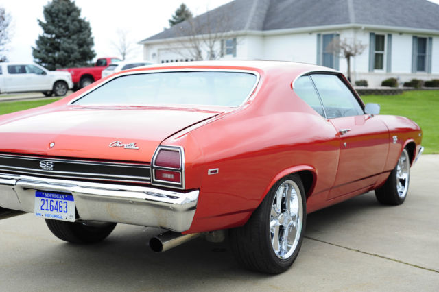 1969 prowler orange metallic Chevrolet Chevelle coupe