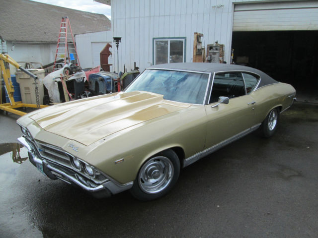 1969 Gold Chevrolet Chevelle