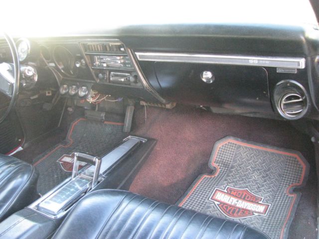 1969 Red Chevrolet Chevelle Coupe
