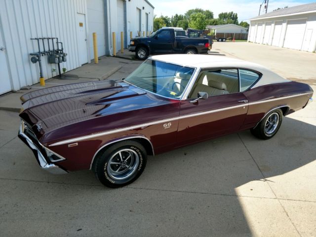 1969 Burgundy Chevrolet Chevelle