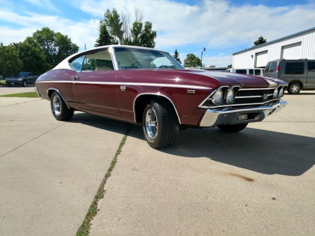1969 Burgundy Chevrolet Chevelle