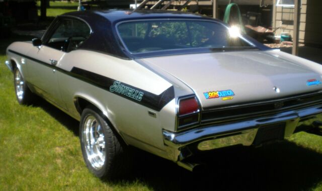 1969 Silver Chevrolet Chevelle Coupe