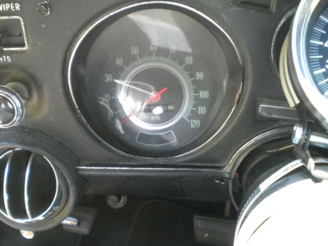 1969 Silver Chevrolet Chevelle Coupe