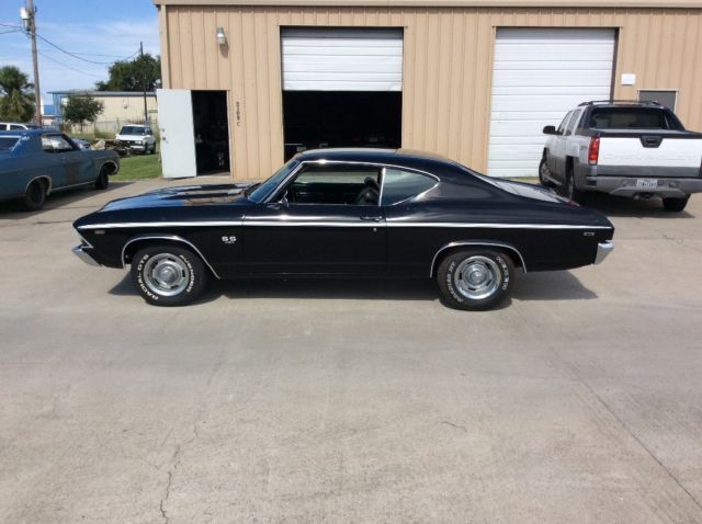 1969 Black Chevrolet Chevelle Coupe
