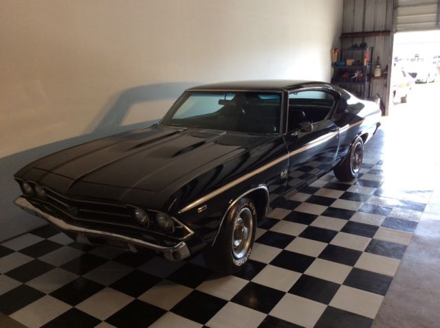 1969 Black Chevrolet Chevelle Coupe