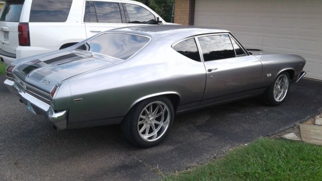 1969 Silver Chevrolet Chevelle Coupe