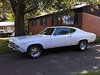 1969 White Chevrolet Chevelle Coupe