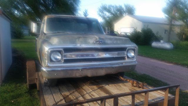 1969 Chevrolet C-10 Standard Cab Pickup