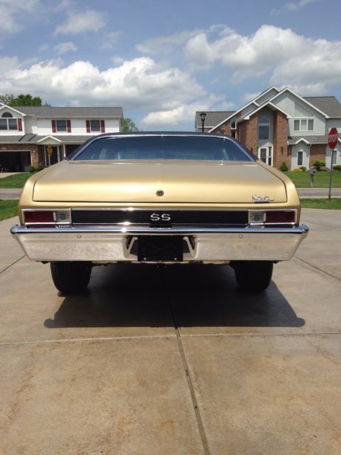 1969 Gold Chevrolet Nova Coupe