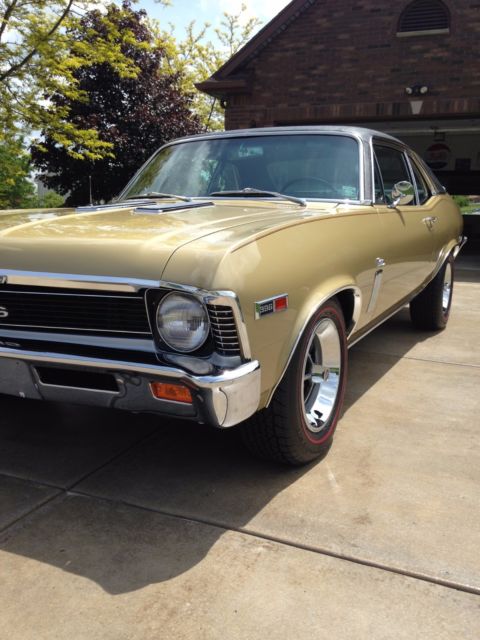 1969 Gold Chevrolet Nova Coupe