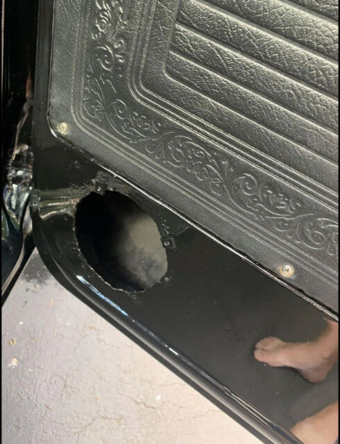 1969 Black Chevrolet 1500 Cab & Chassis