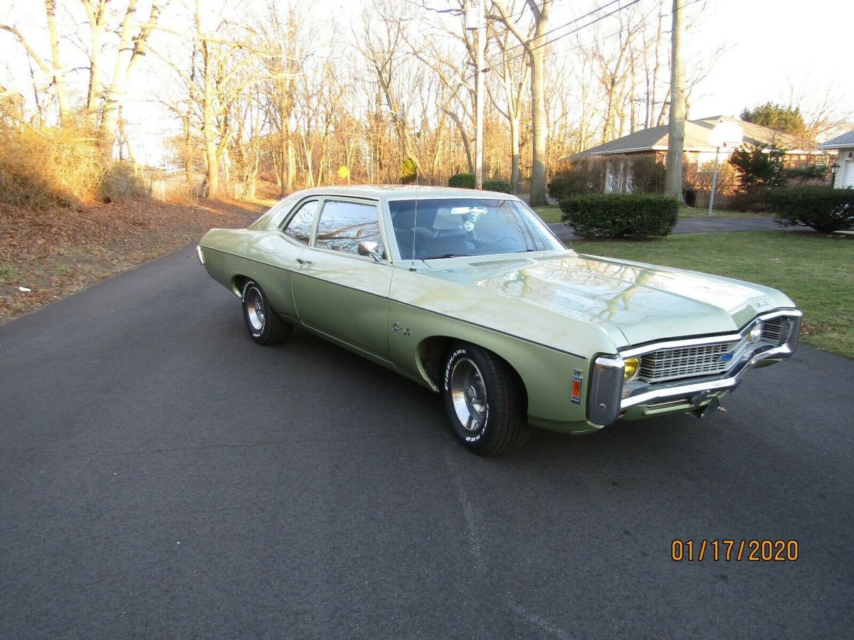 1969 Green Chevrolet Bel Air/150/210 Sedan