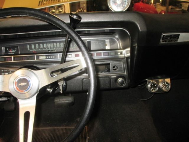 1969 Gold Chevrolet Biscayne Sedan