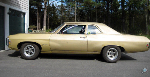 1969 Gold Chevrolet Biscayne Sedan