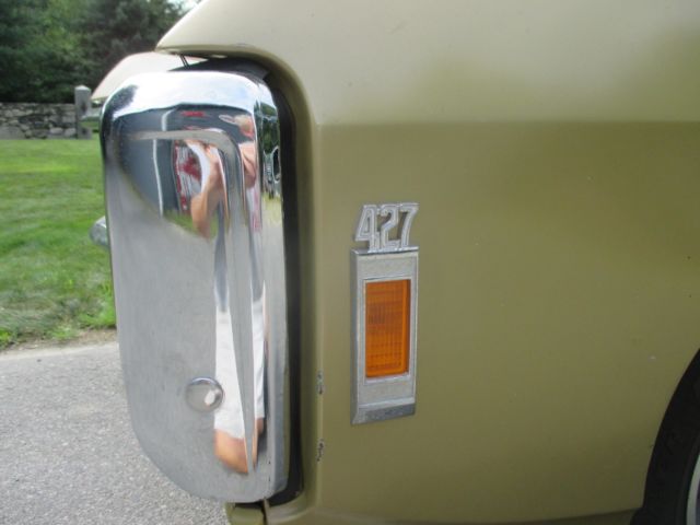 1969 Gold Chevrolet Biscayne Sedan