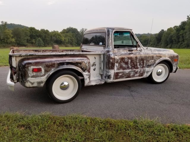 1969 White Chevrolet C-10 Standard Cab Pickup